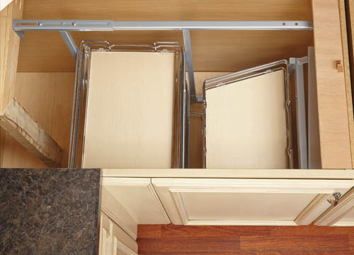 Pullout Maple Blind Corner Accessories